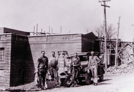 NRLP lineman crew circa 1927